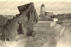 V152